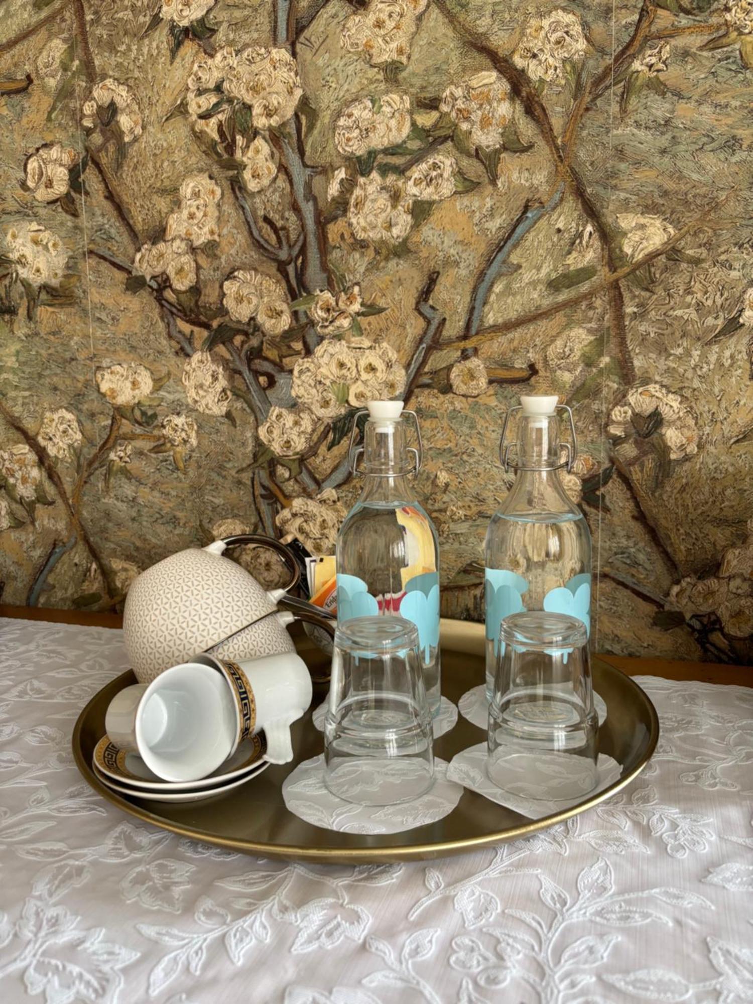 Bed and Breakfast La Luce Delle Colline Serravalle delle Langhe Екстер'єр фото